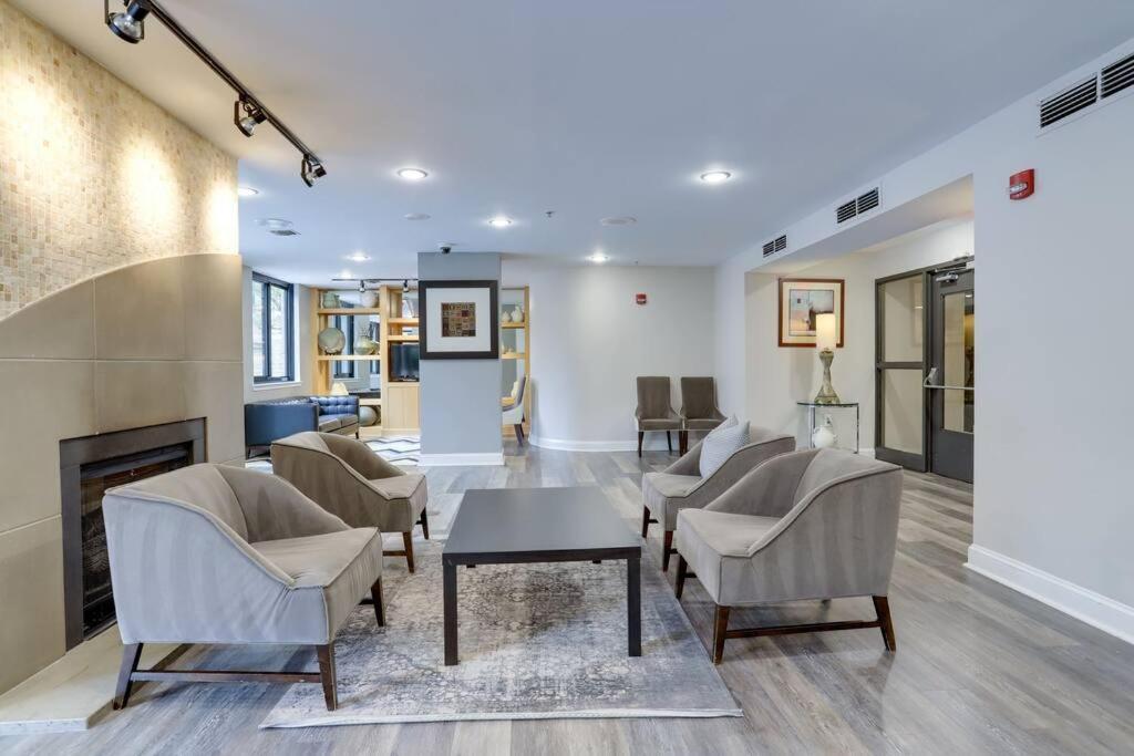 Gorgeous 1 Bedroom Condo At Ballston Place With Gym Arlington Exterior foto